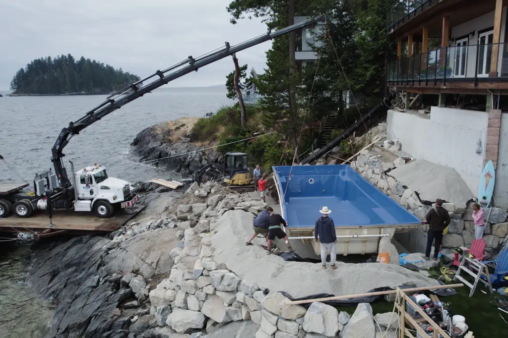 The team at Blue Orca Pools - a fiberglass pool builder in Southwest British Columbia - has a proud reputation for quality and skilled workmanship